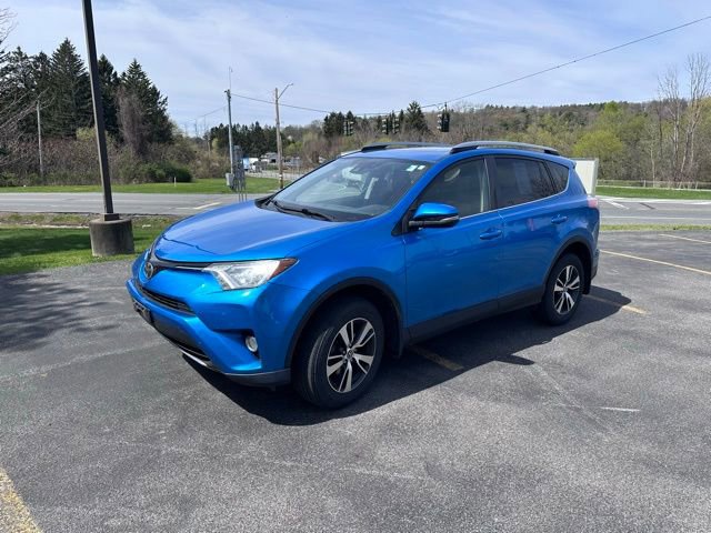 Used 2017 Toyota RAV4 XLE w/ Plus Special Value Package AWD/4WD image 7