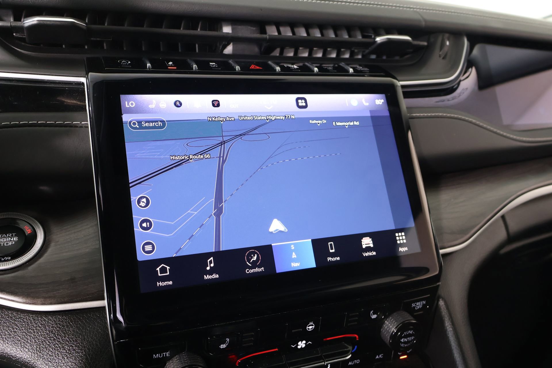 Used 2022 Jeep Grand Cherokee L Limited RWD image 7