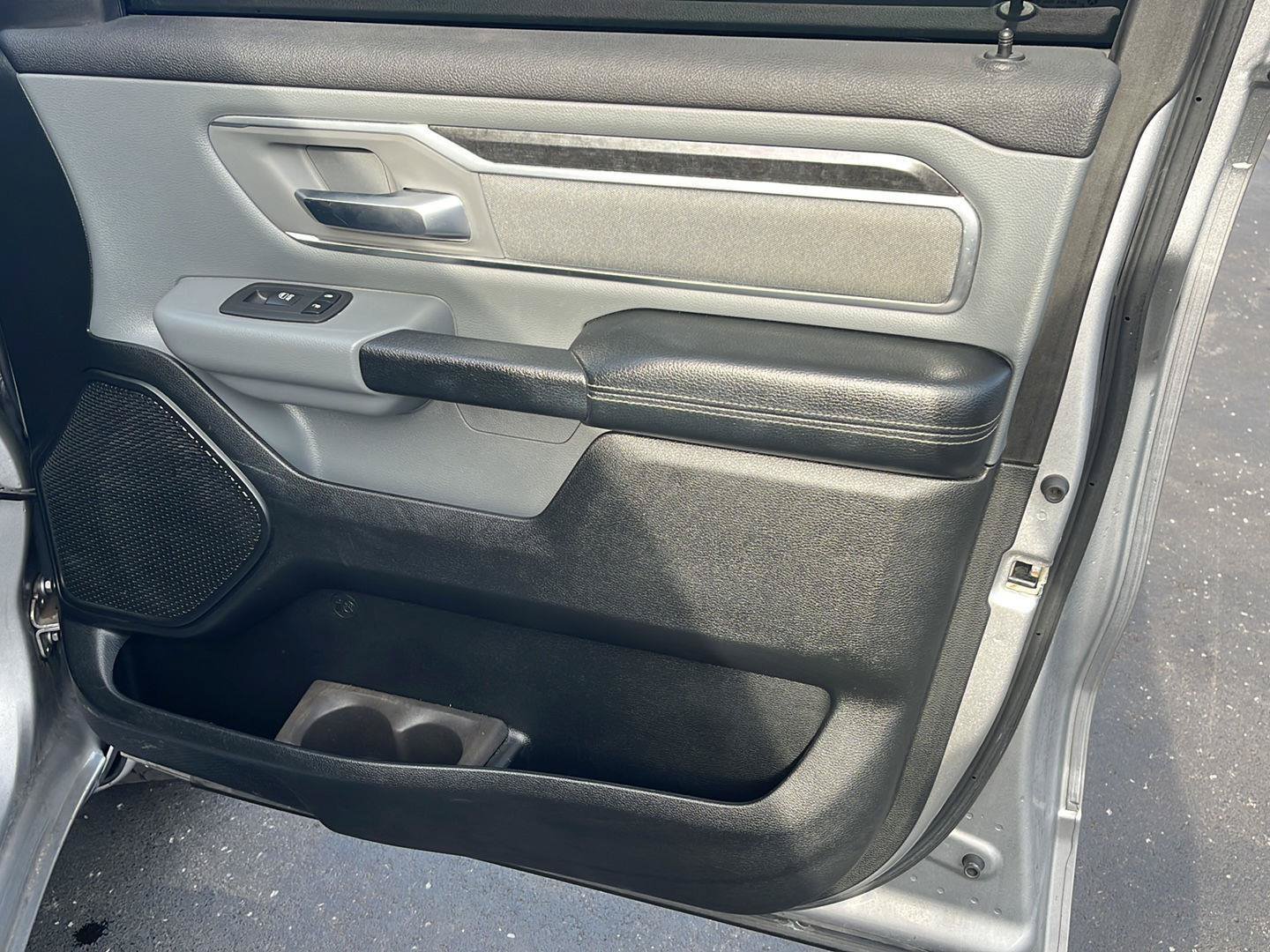 Used 2019 RAM 1500 Big Horn AWD/4WD image 28