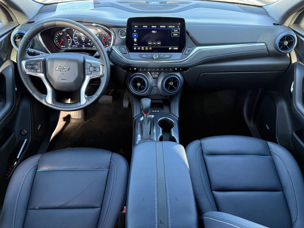 Used 2025 Chevrolet Blazer RS image 12