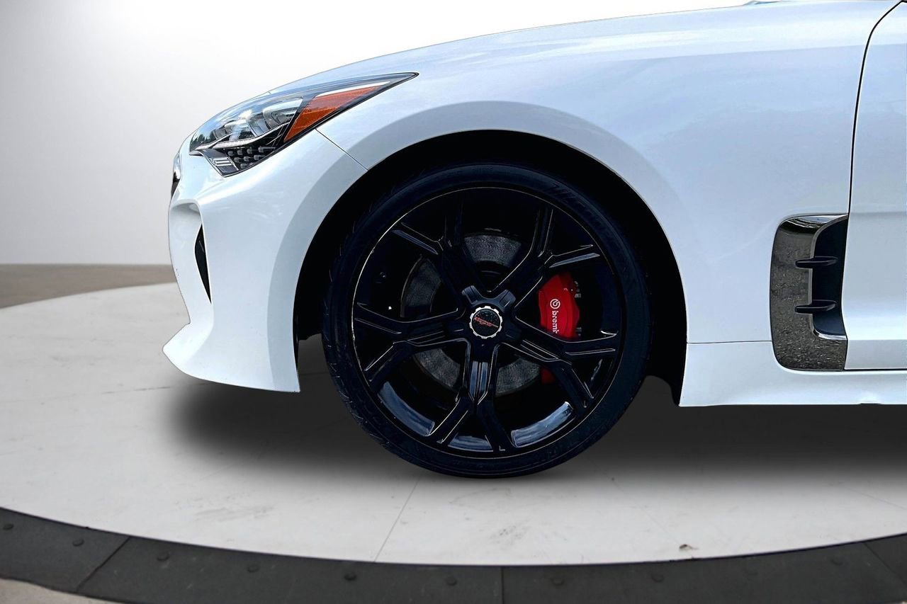 Used 2021 Kia Stinger GT RWD image 32