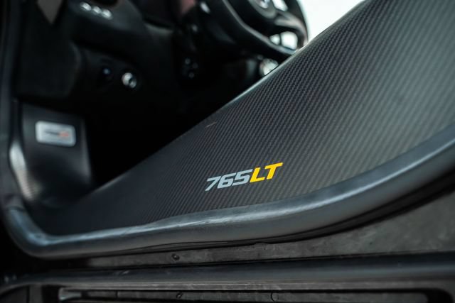 Used 2022 McLaren 765LT RWD image 37