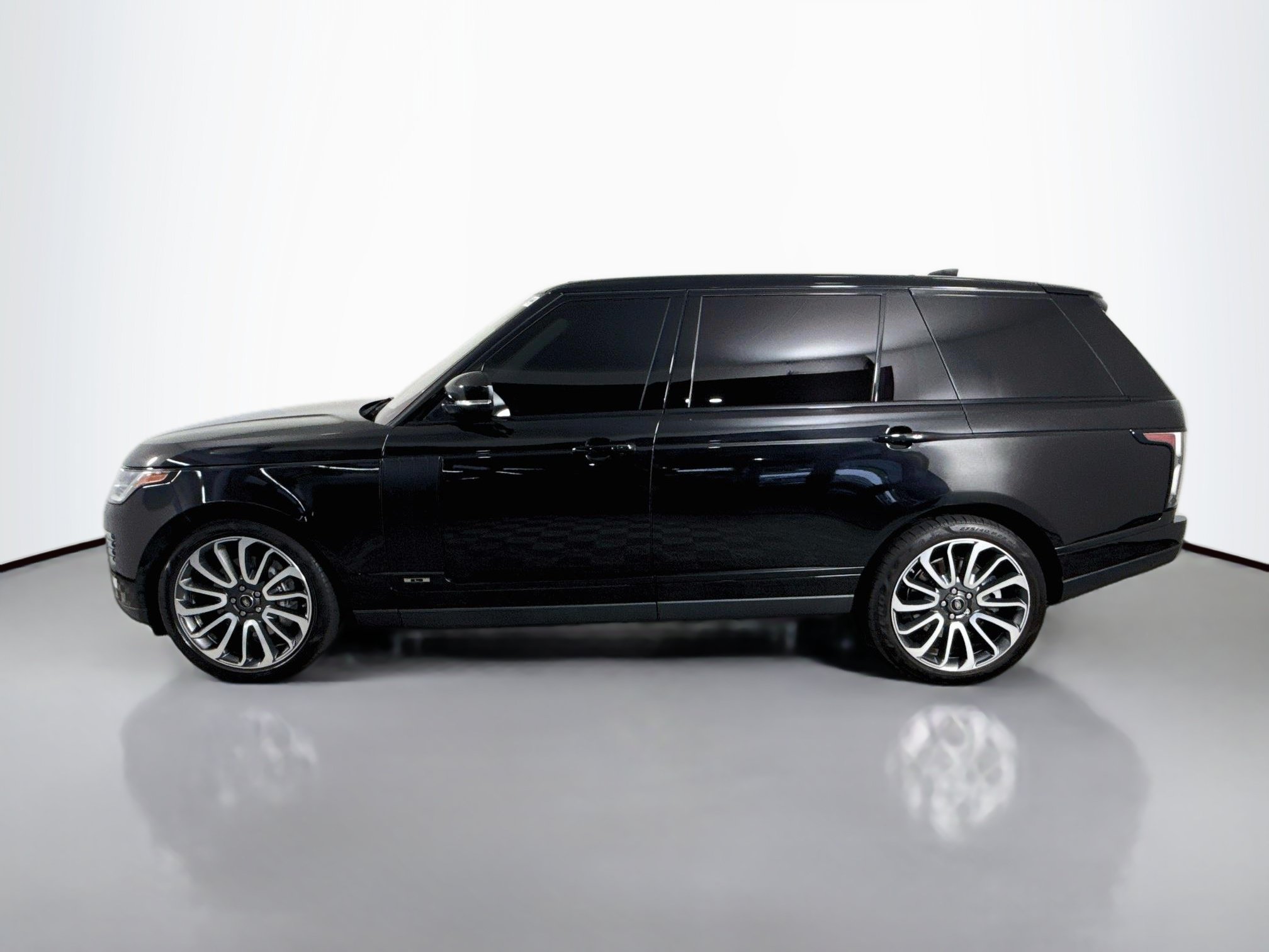 Used 2020 Land Rover Range Rover Long Wheelbase HSE AWD/4WD image 6