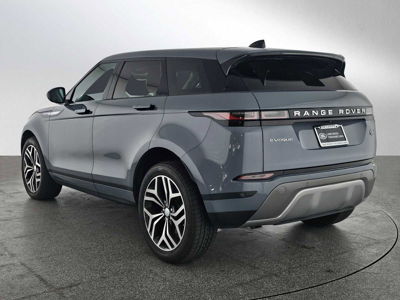 Used 2023 Land Rover Range Rover Evoque S image 3