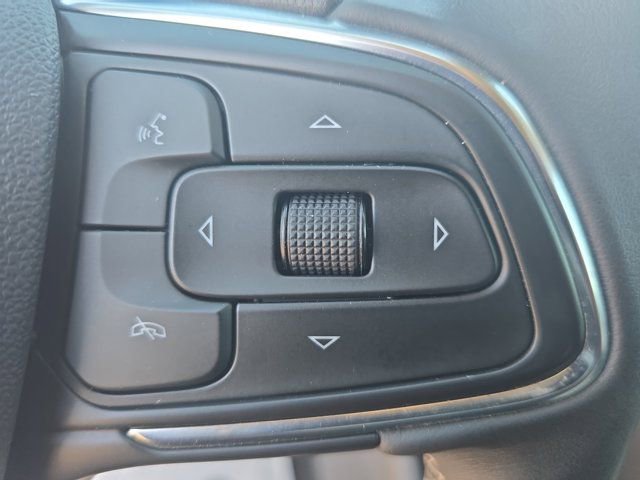 Used 2022 Buick Encore GX Essence w/ Advanced Technology Package image 17