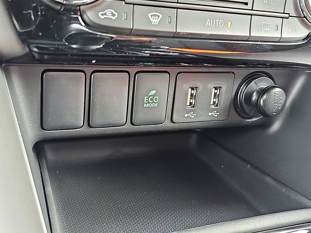 New 2026 Mitsubishi Eclipse Cross LE AWD/4WD image 15