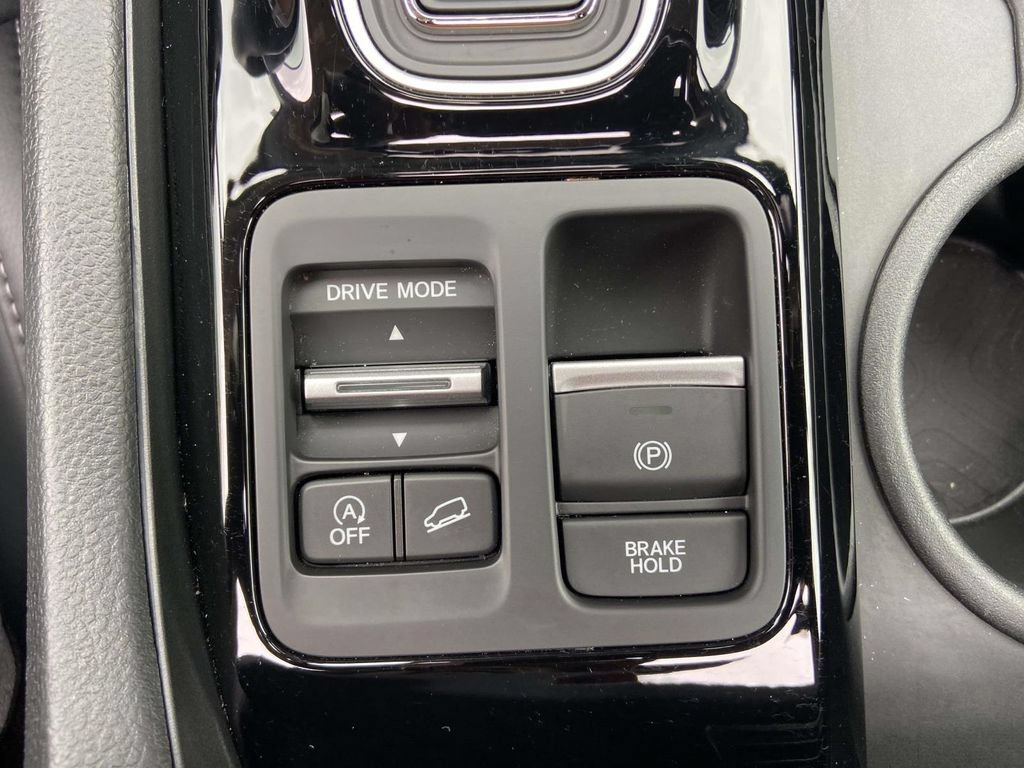 Used 2025 Honda Pilot Touring image 27