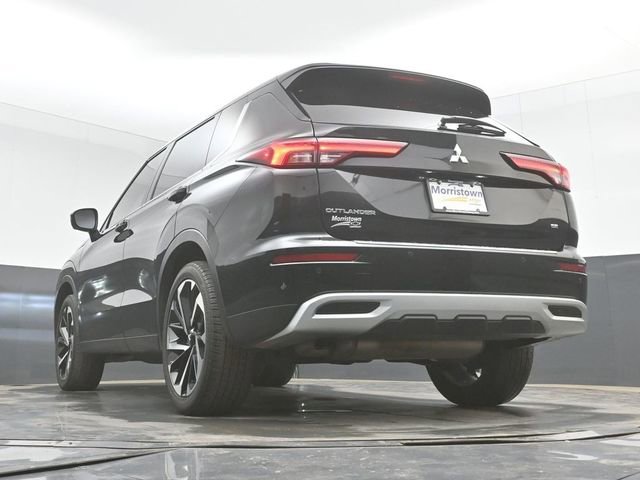 Used 2024 Mitsubishi Outlander SE AWD/4WD image 47