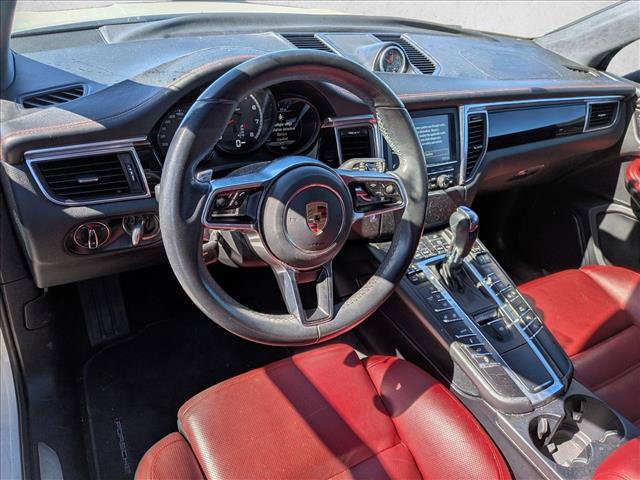 Used 2016 Porsche Macan Turbo AWD/4WD image 9