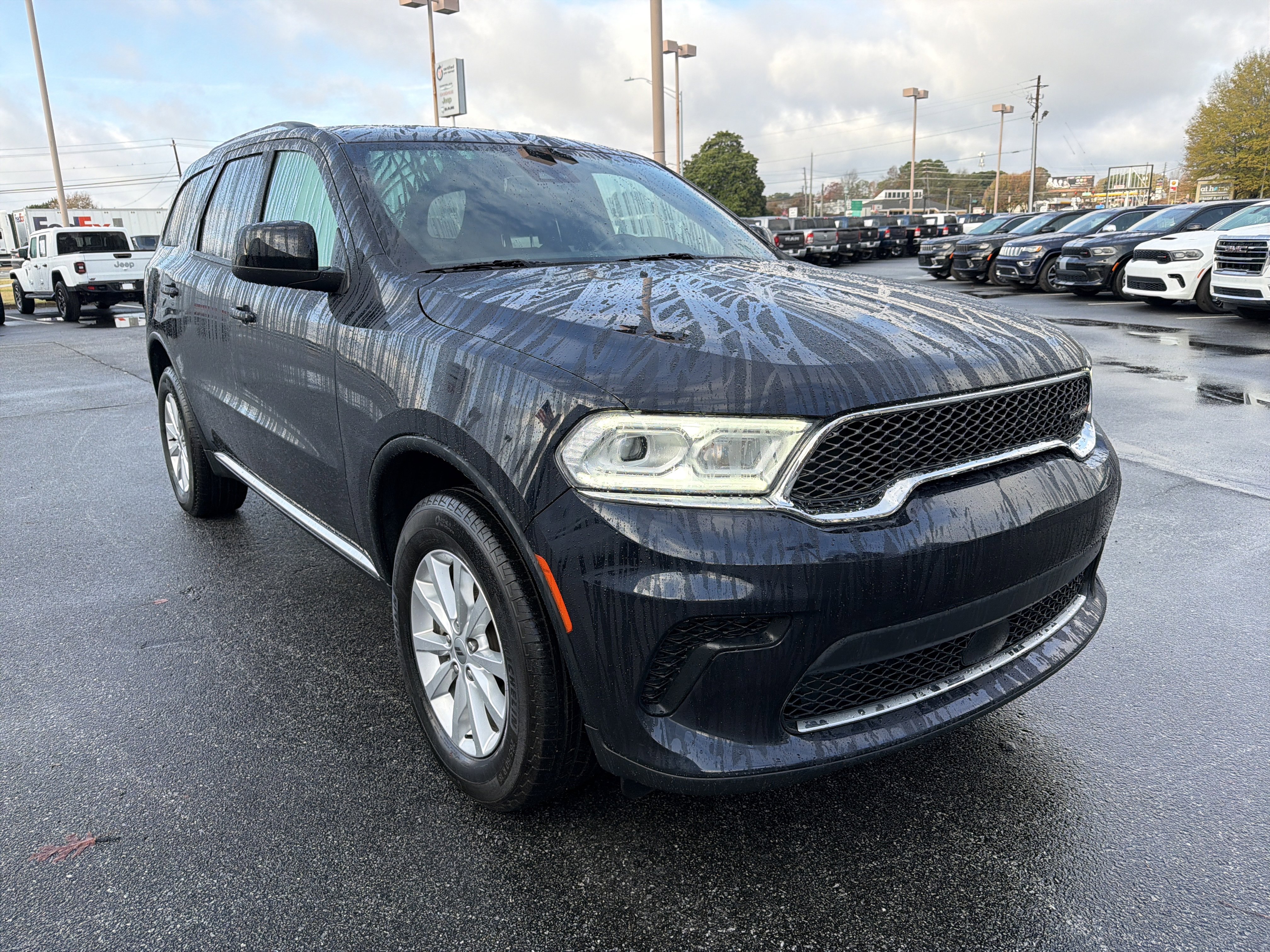 Used 2024 Dodge Durango SXT image 4