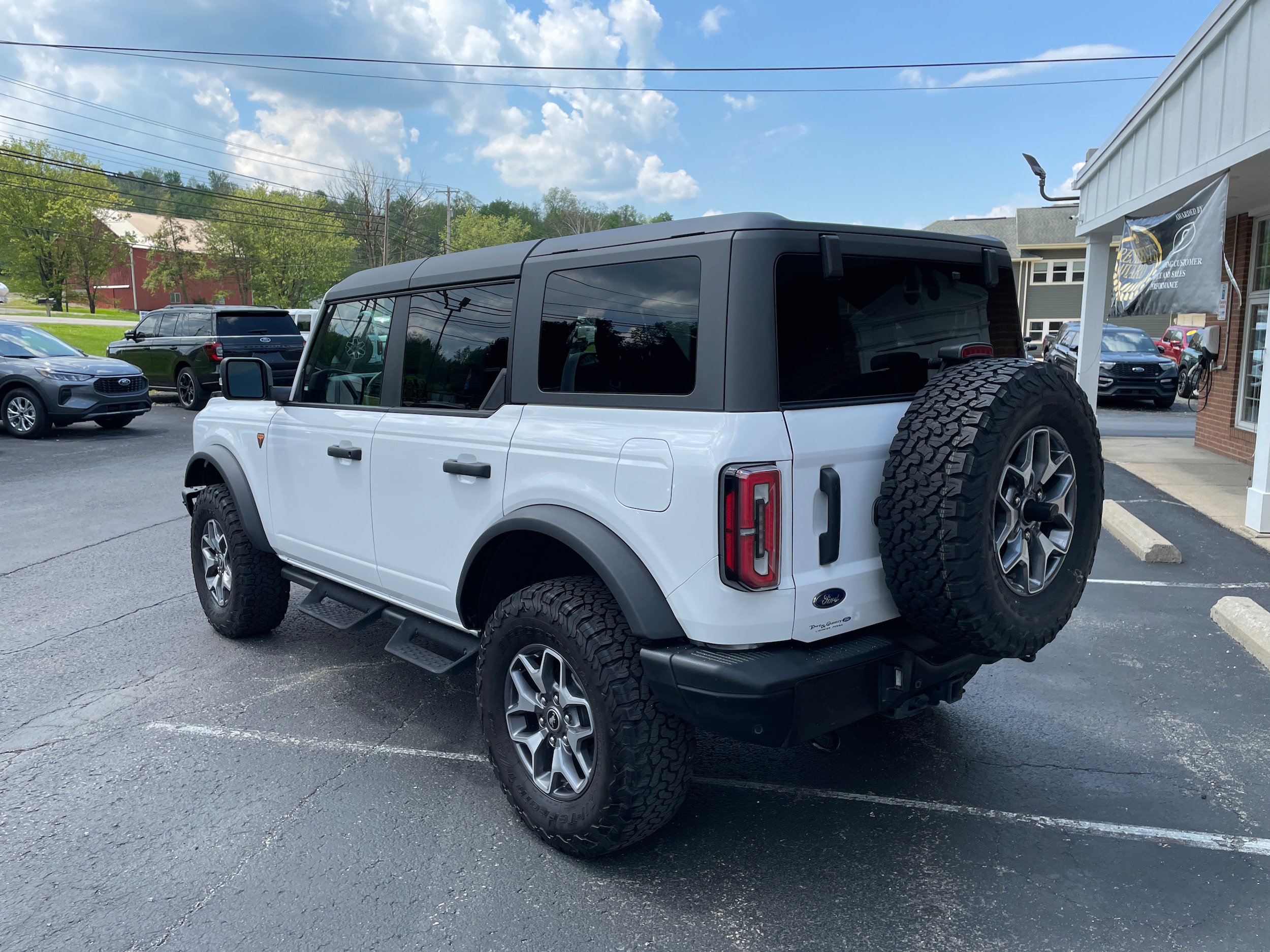 Used 2024 Ford Bronco Badlands AWD/4WD image 7