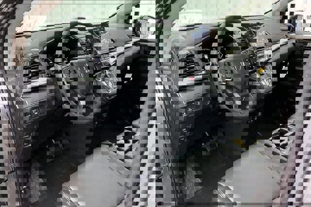 Certified 2026 Honda Odyssey EX-L image 17