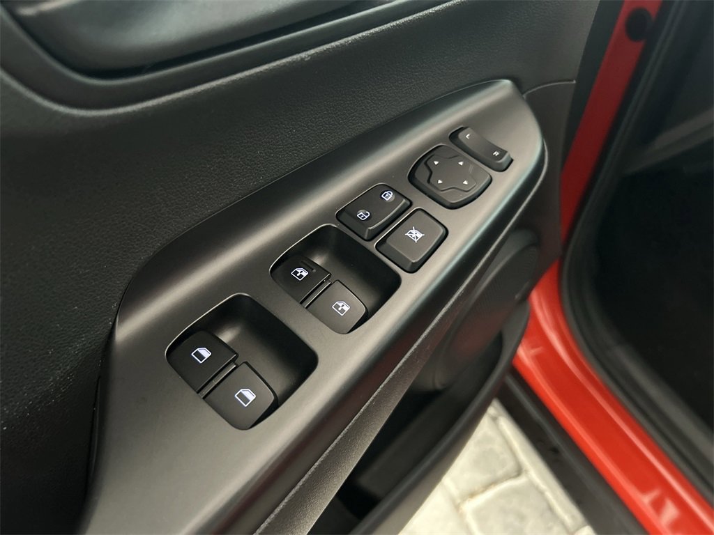 Used 2019 Hyundai Kona SEL w/ SEL Tech Package 02 image 11