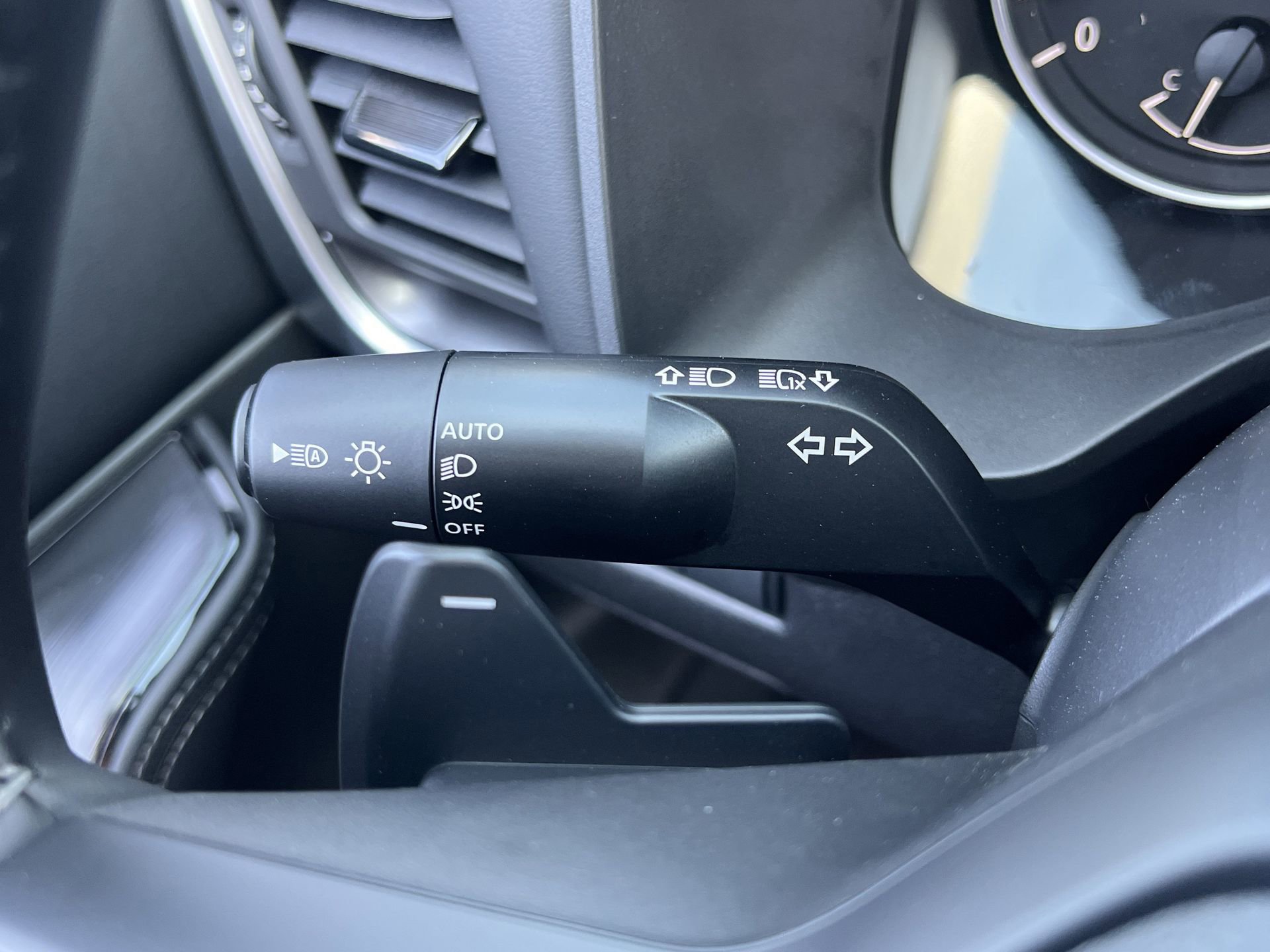 New 2026 Nissan Rogue SV image 9