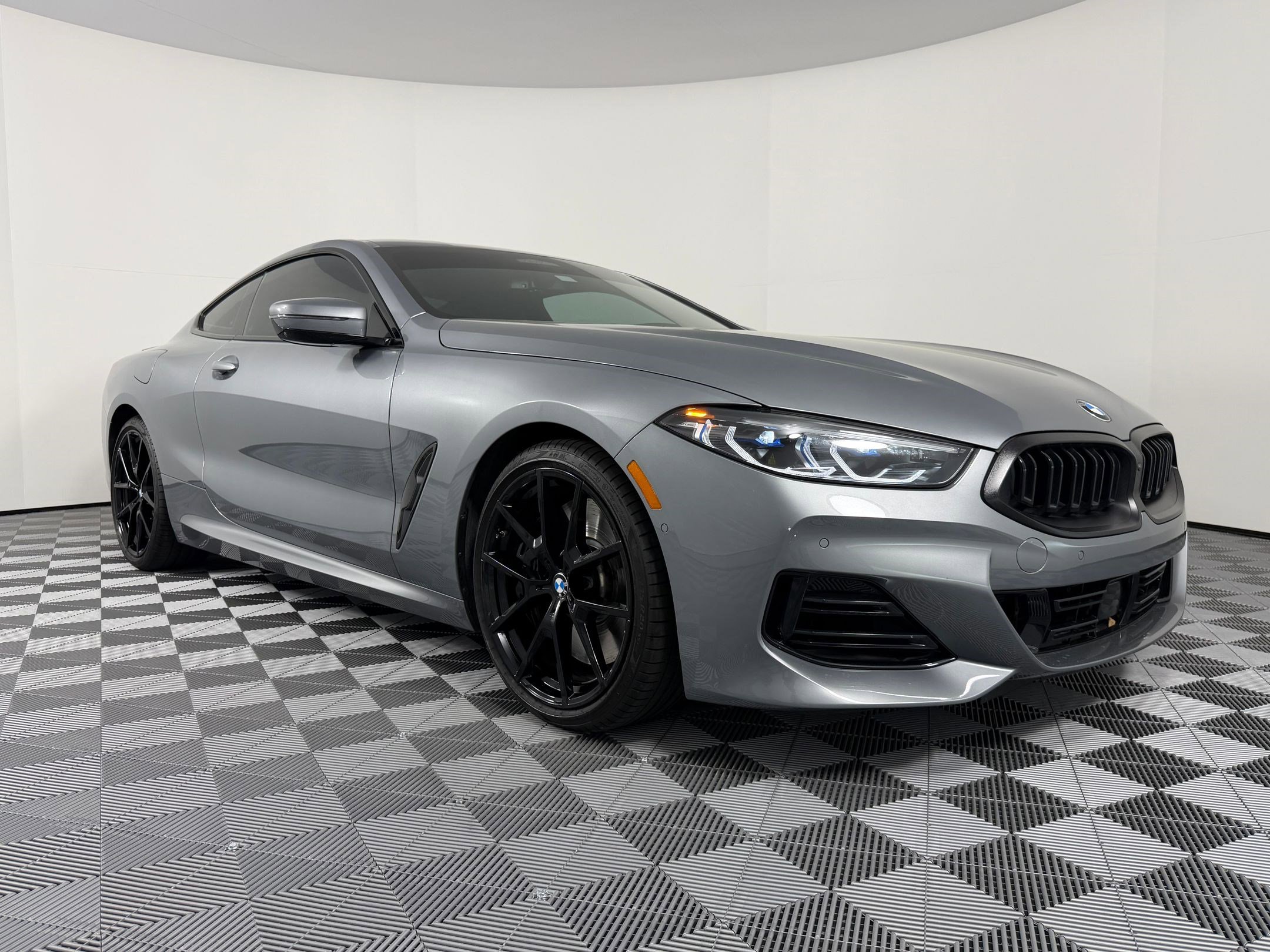 Used 2024 BMW 840i Coupe image 7
