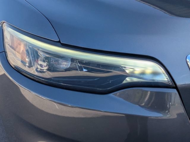 Used 2019 Jeep Cherokee Limited AWD/4WD image 10