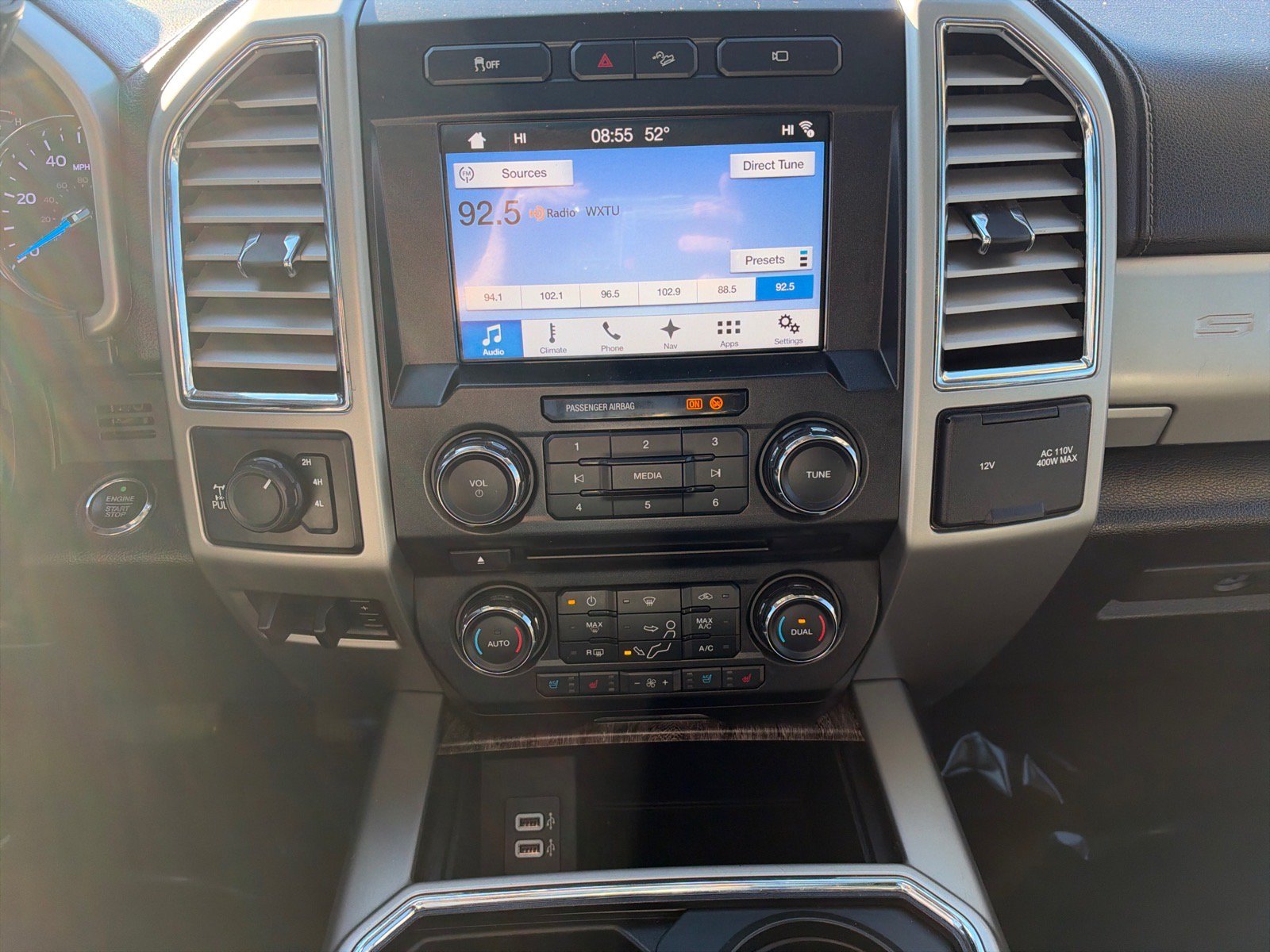 Used 2017 Ford F250 Lariat w/ Lariat Ultimate Package AWD/4WD image 27