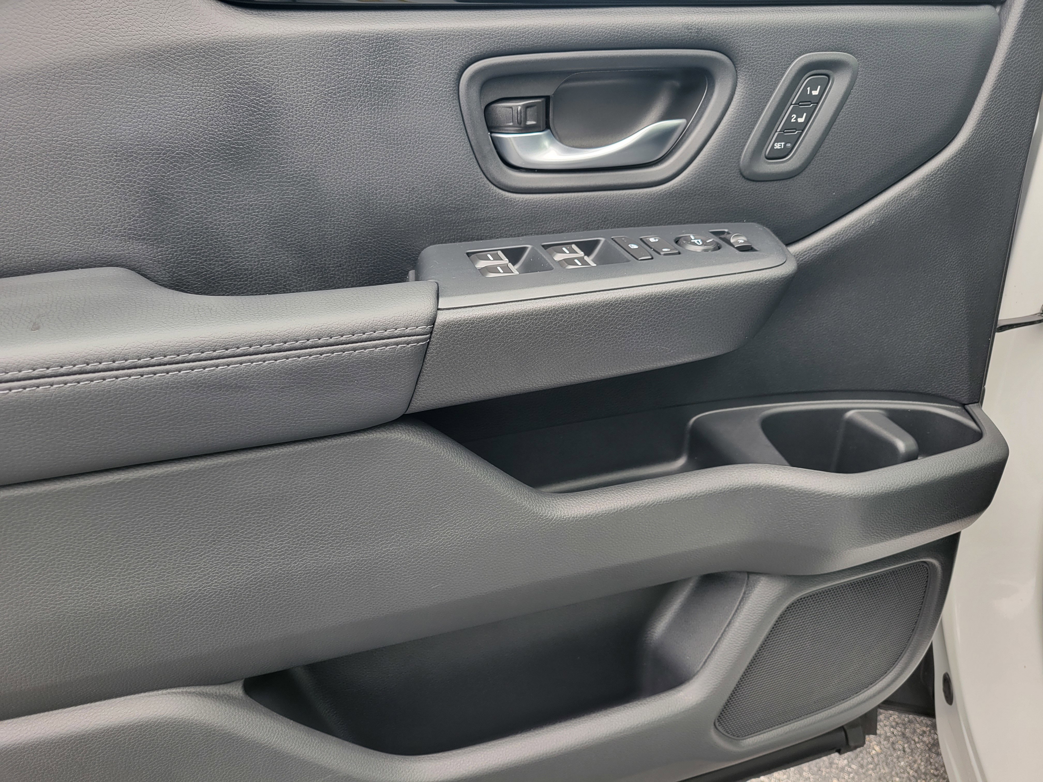 Used 2024 Honda Pilot Touring image 30