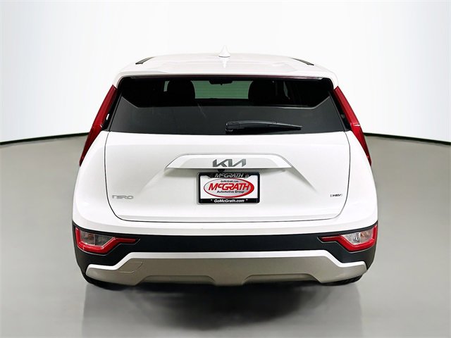 Used 2024 Kia Niro LX image 14