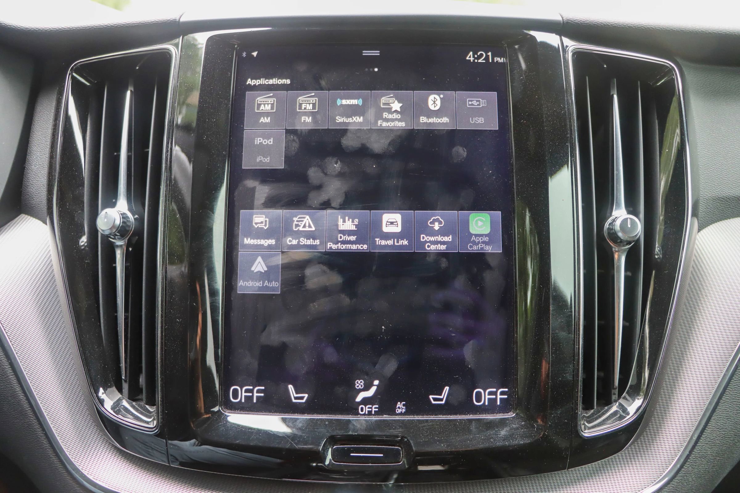 Used 2018 Volvo XC60 T6 R-Design w/ Convenience Package image 40