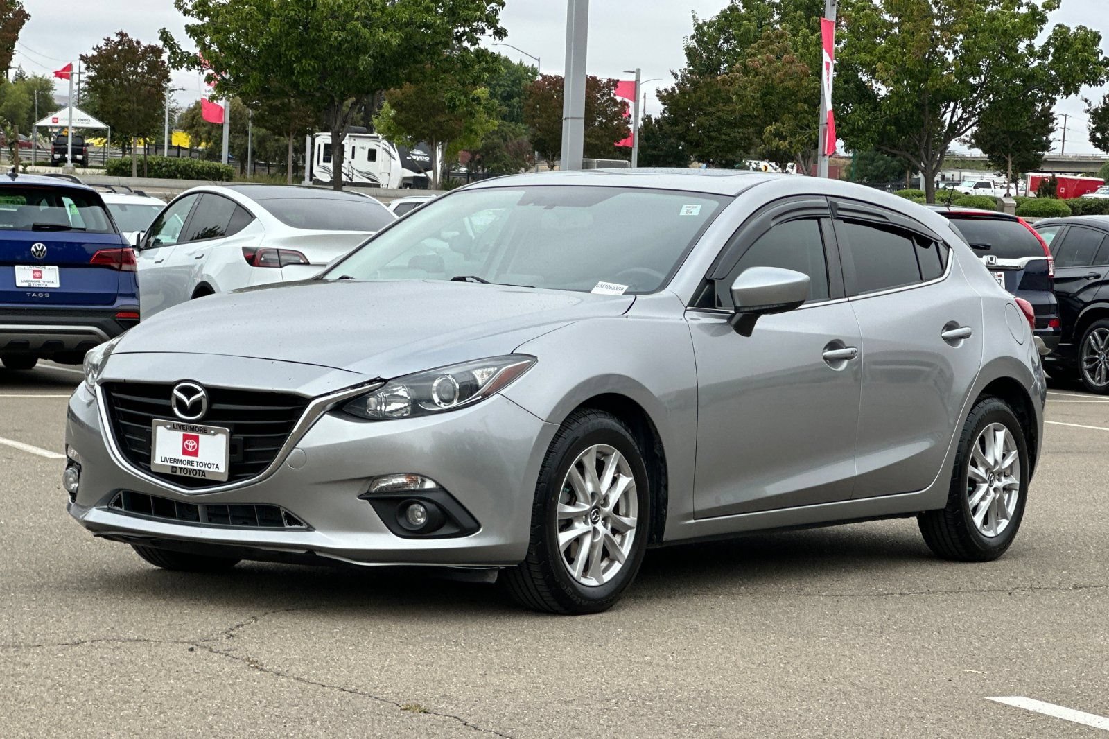 Used 2016 MAZDA MAZDA3 i Grand Touring FWD image 8