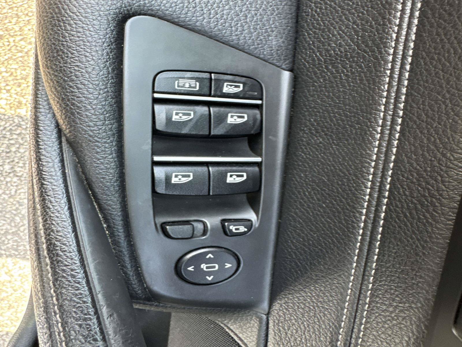 Used 2019 BMW 540i xDrive w/ Executive Package AWD/4WD image 19