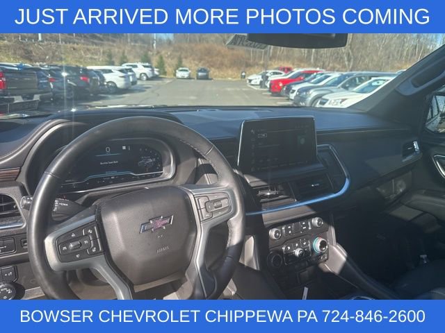 Used 2023 Chevrolet Tahoe Z71 w/ Luxury Package image 3