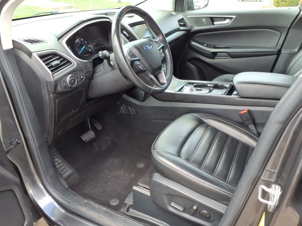 Used 2020 Ford Edge SEL w/ Convenience Package AWD/4WD image 10