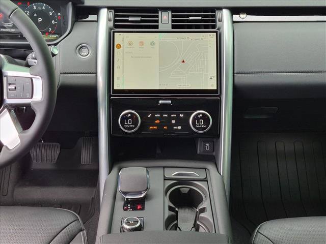 New 2026 Land Rover Discovery S AWD/4WD image 11