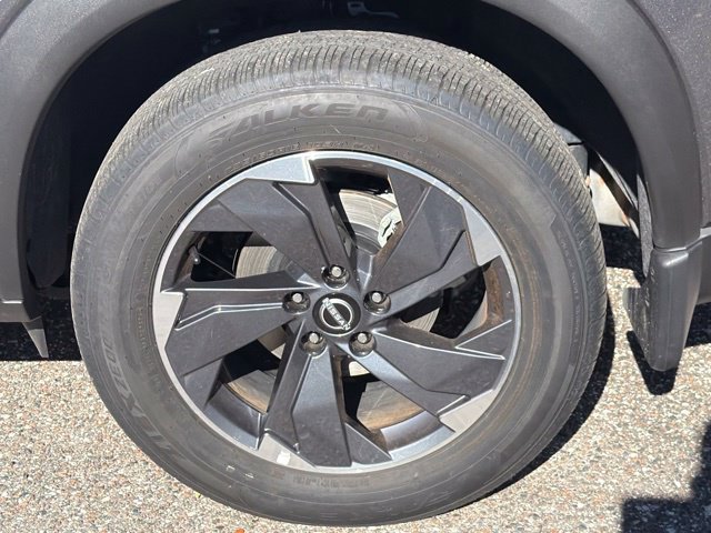 Used 2026 Nissan Rogue SV FWD image 16