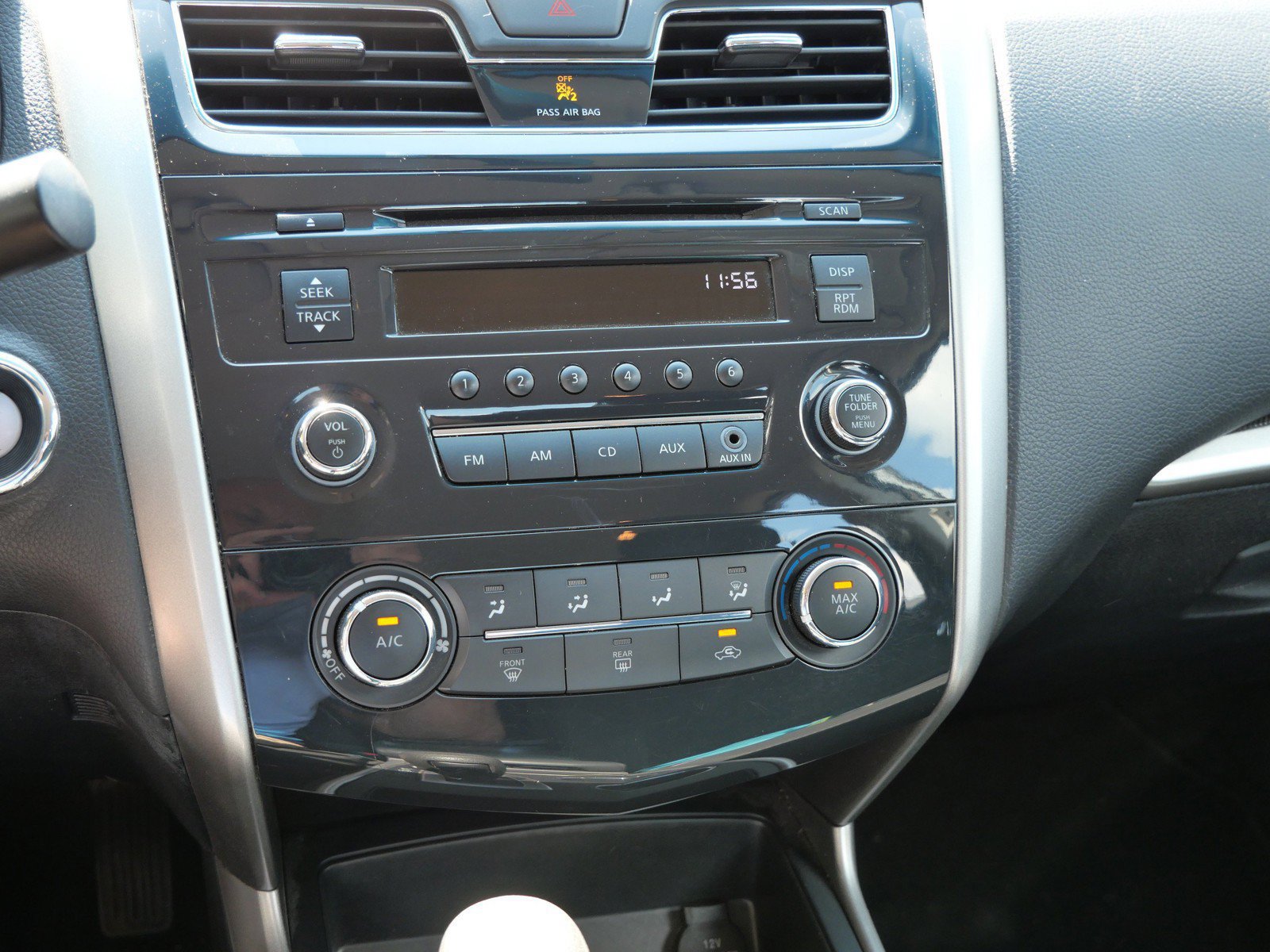 Used 2015 Nissan Altima 2.5 S w/ Power Driver Seat Package FWD image 18