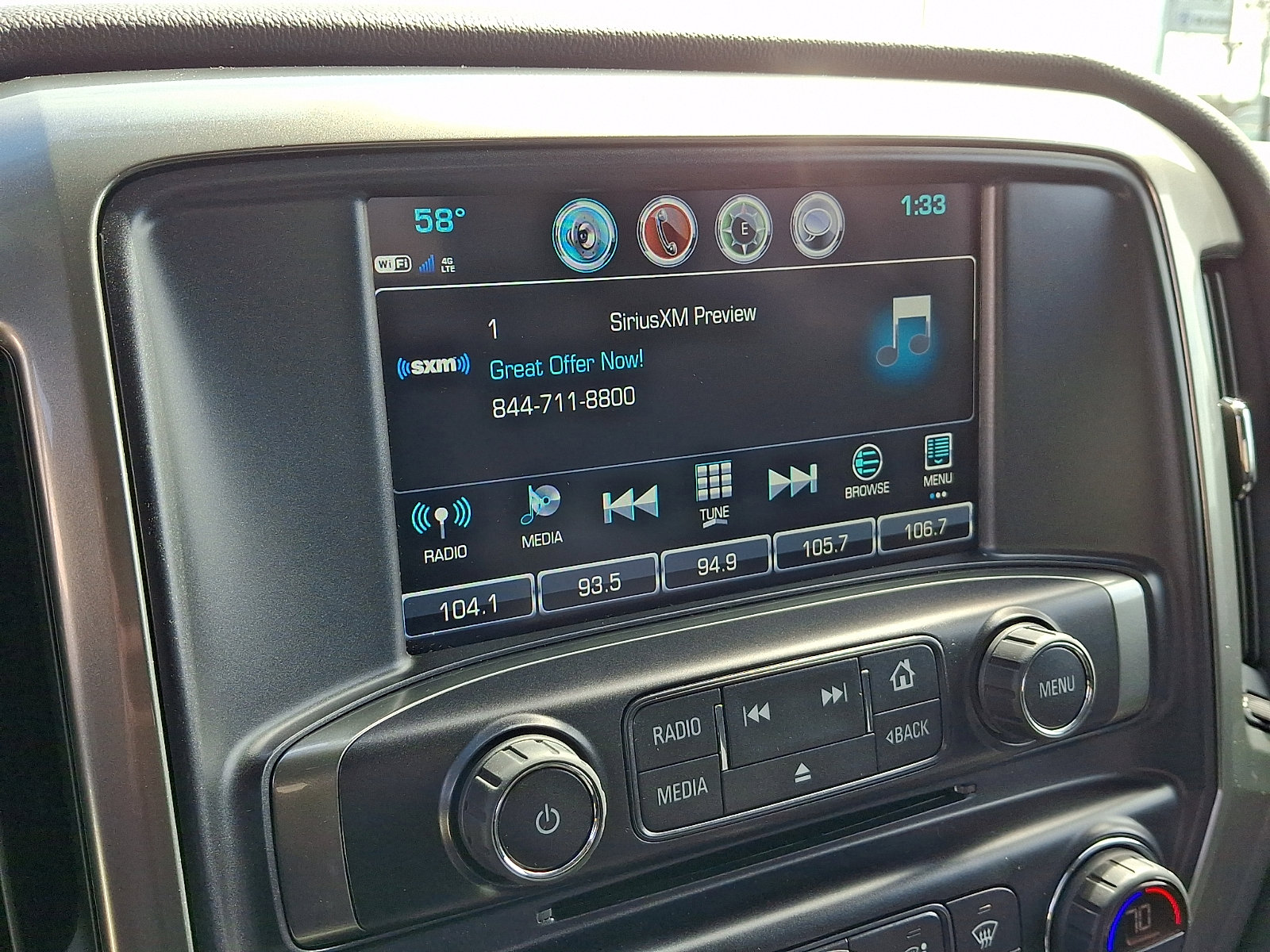 Used 2018 Chevrolet Silverado 1500 LT w/ All Star Edition image 18
