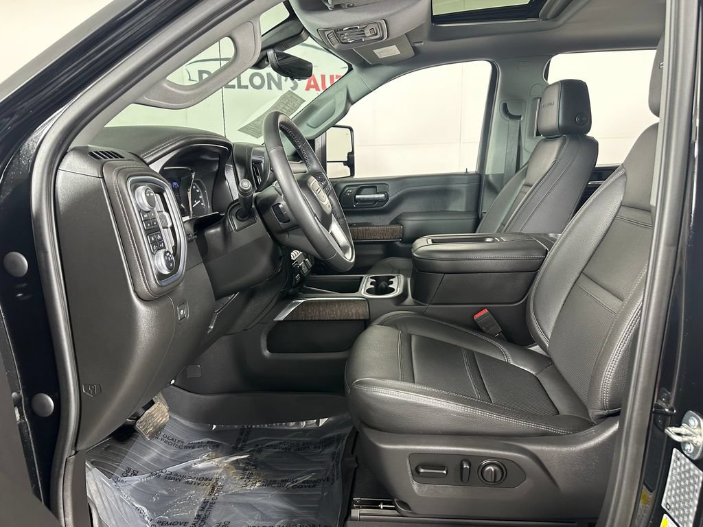 Used 2020 GMC Sierra 2500 Denali w/ Denali Ultimate Package AWD/4WD image 14