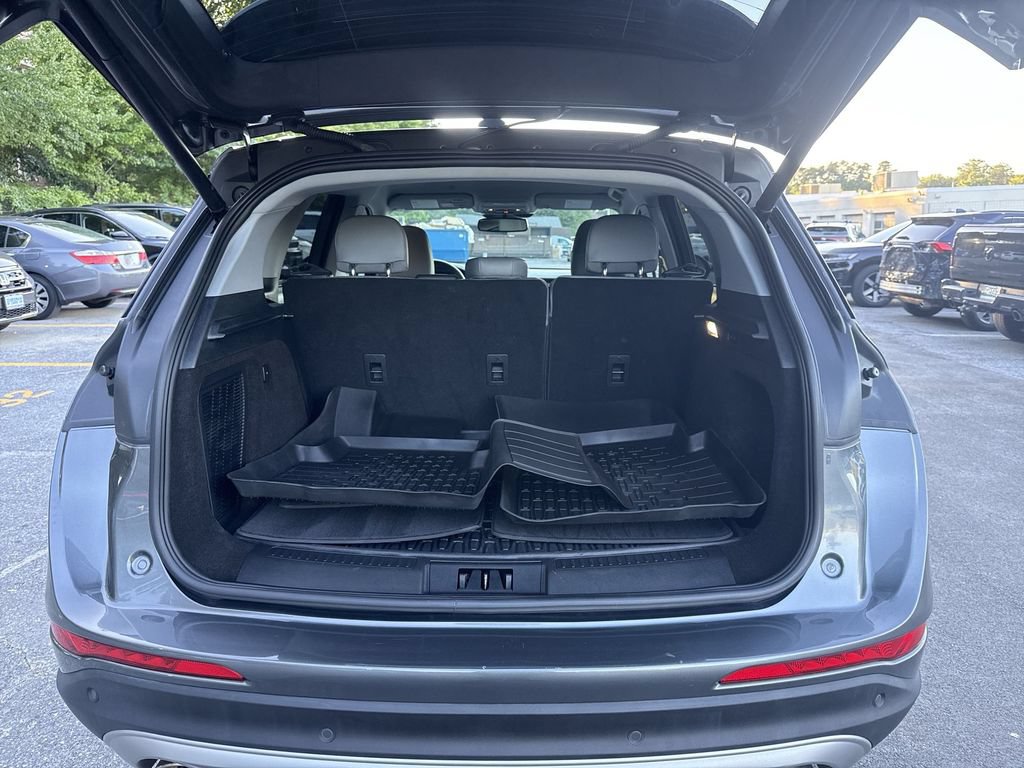 Used 2022 Lincoln Corsair AWD w/ Equipment Group 101A image 20
