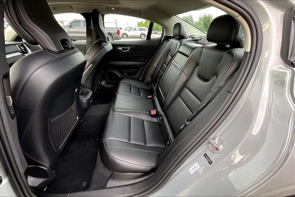 Used 2024 Volvo S60 B5 Core AWD/4WD image 6