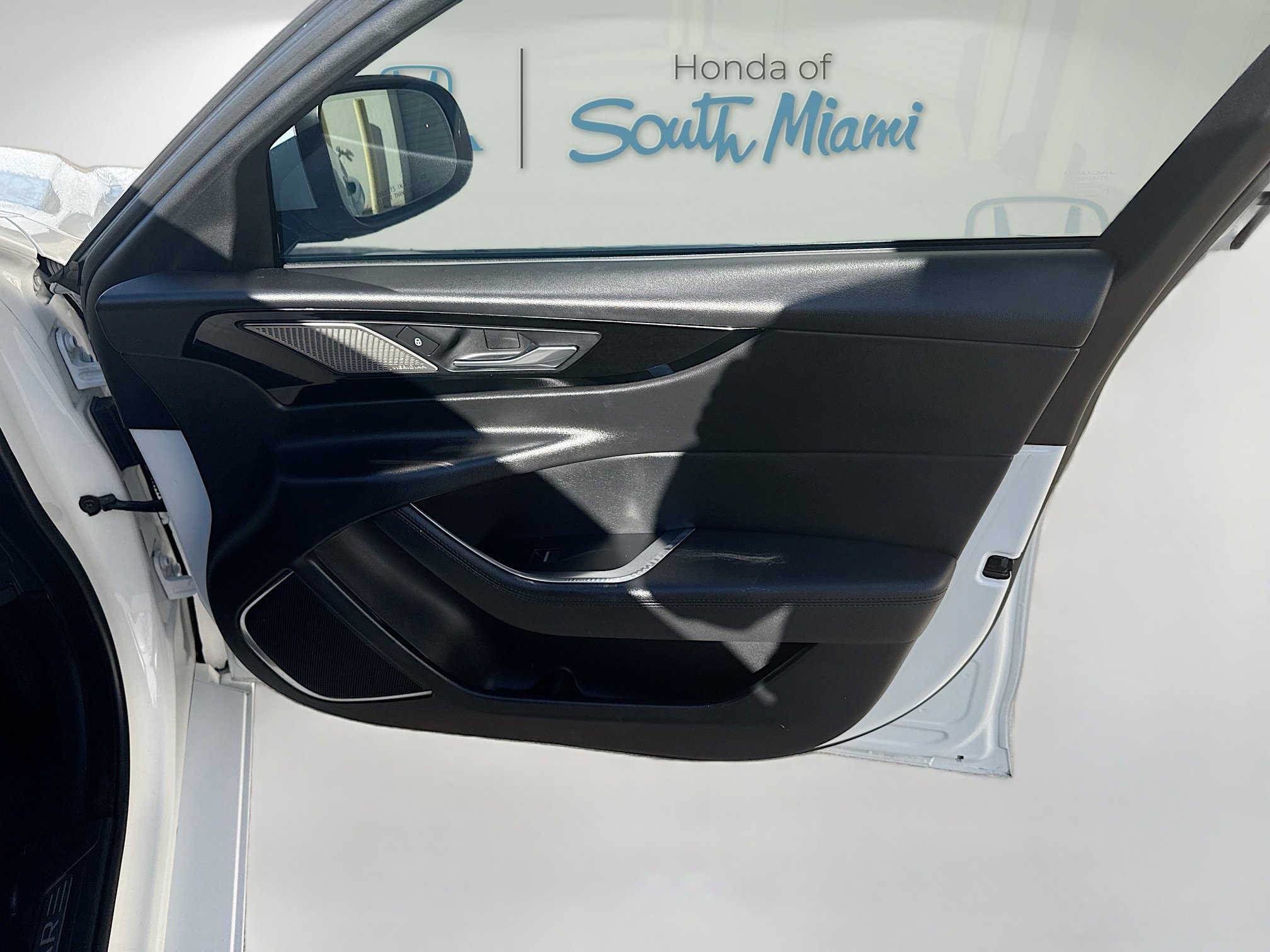 Used 2020 Jaguar XE S image 35