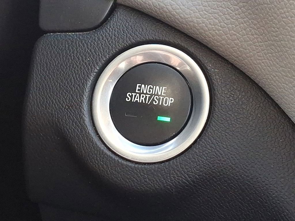 Used 2024 Chevrolet Equinox LT image 18