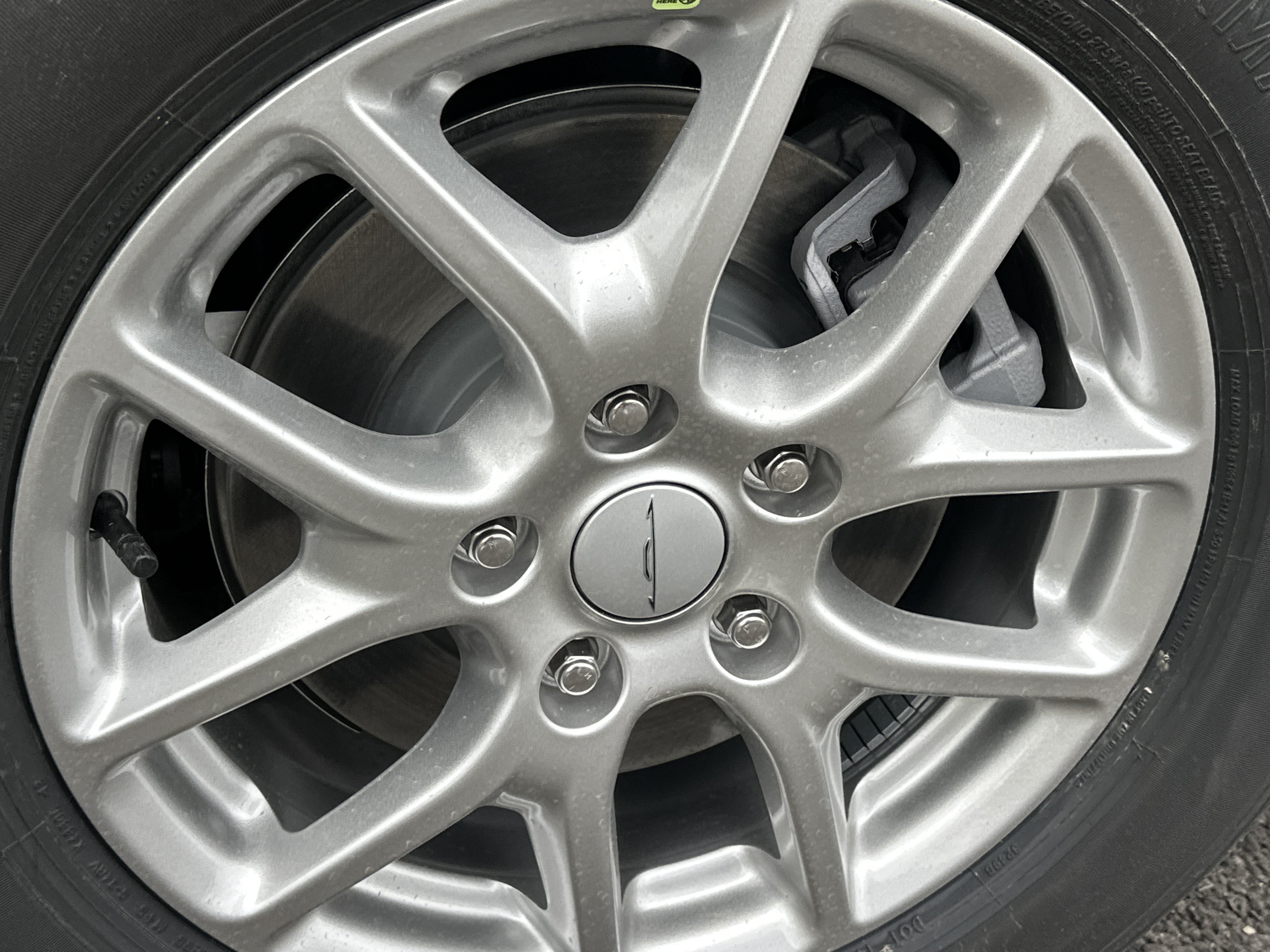 New 2027 Chrysler Pacifica Select FWD image 35
