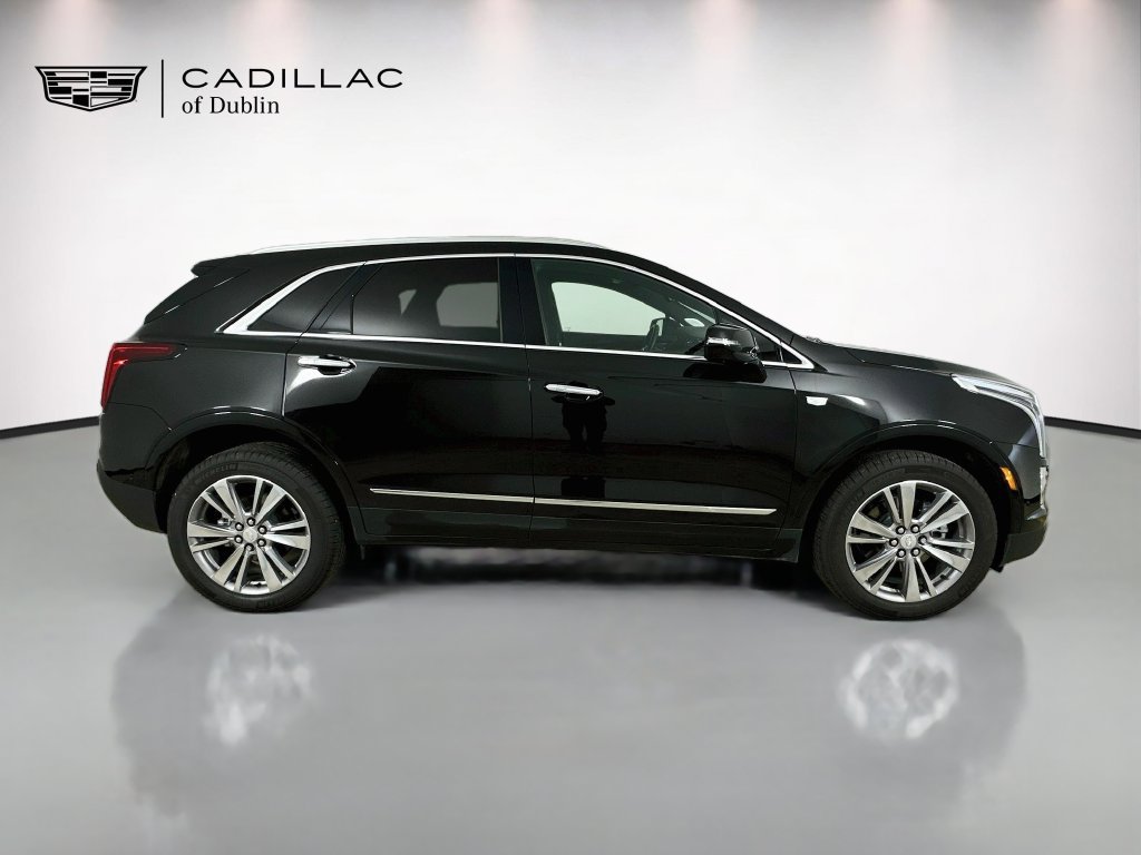 New 2026 Cadillac XT5 Premium Luxury w/ LPO, Floor Liner Package AWD/4WD image 4