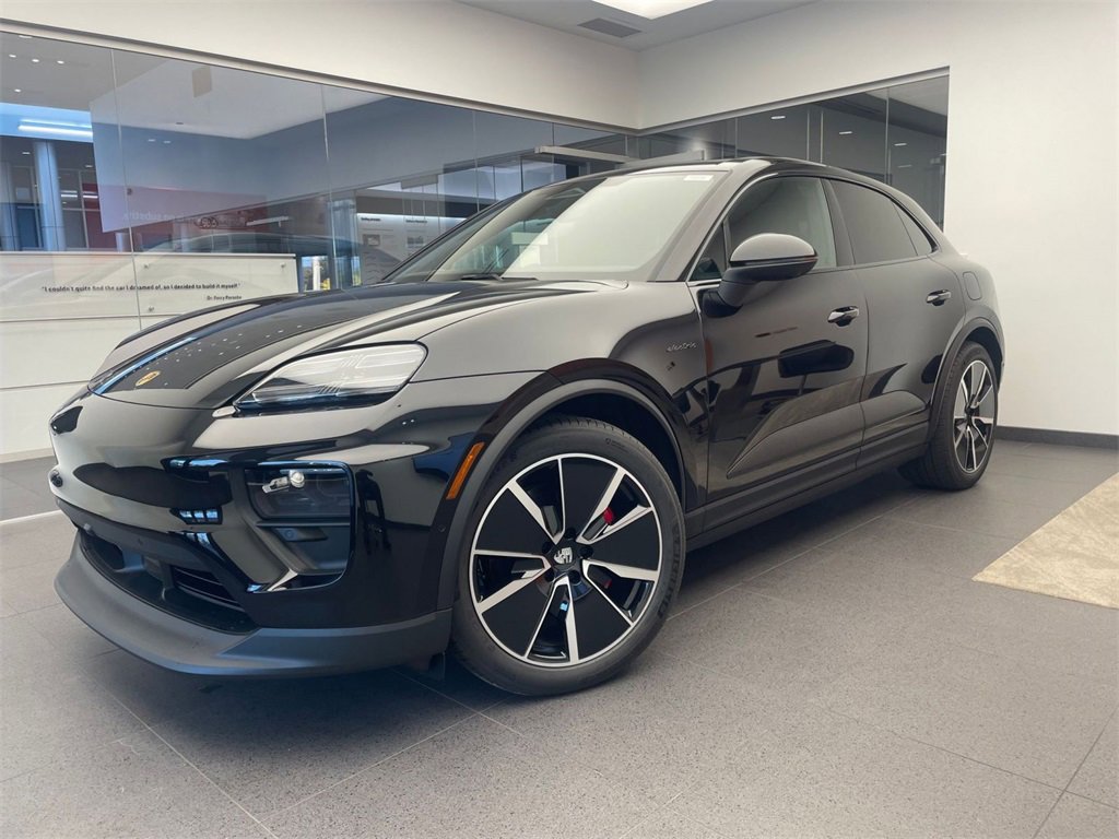 New 2025 Porsche Macan 4S Electric image 1