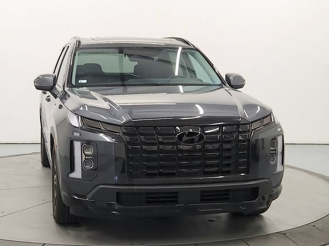 Used 2023 Hyundai Palisade XRT FWD image 2
