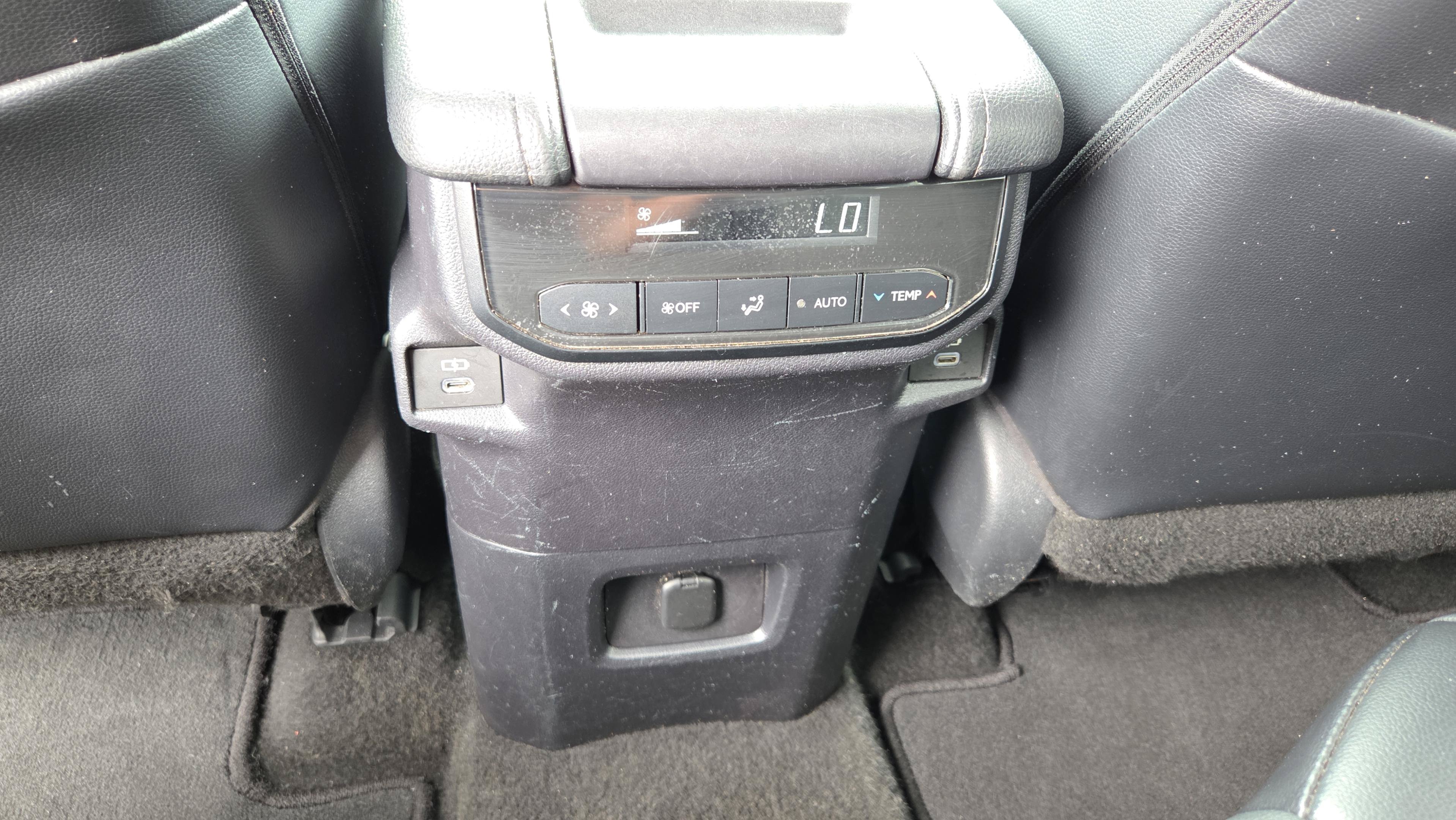 Certified 2024 Toyota Grand Highlander FWD image 14