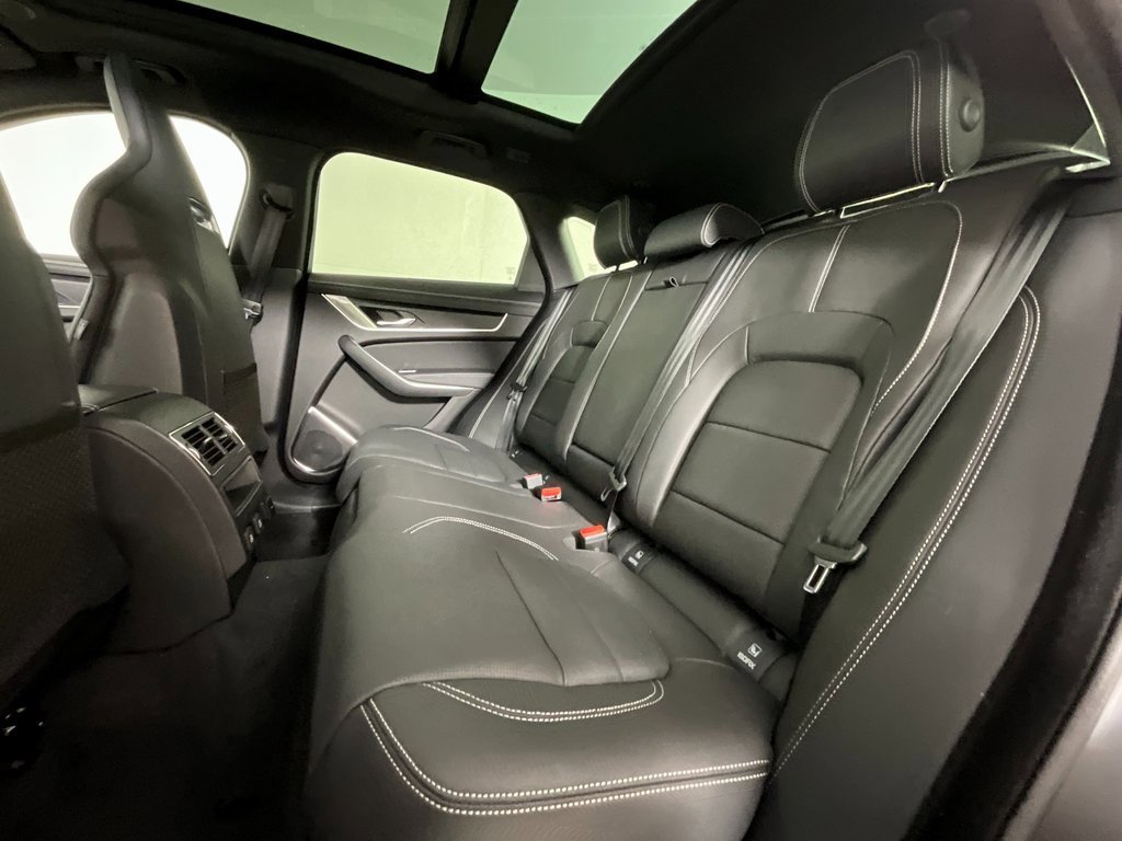 New 2026 Jaguar F-PACE R-Dynamic S image 5
