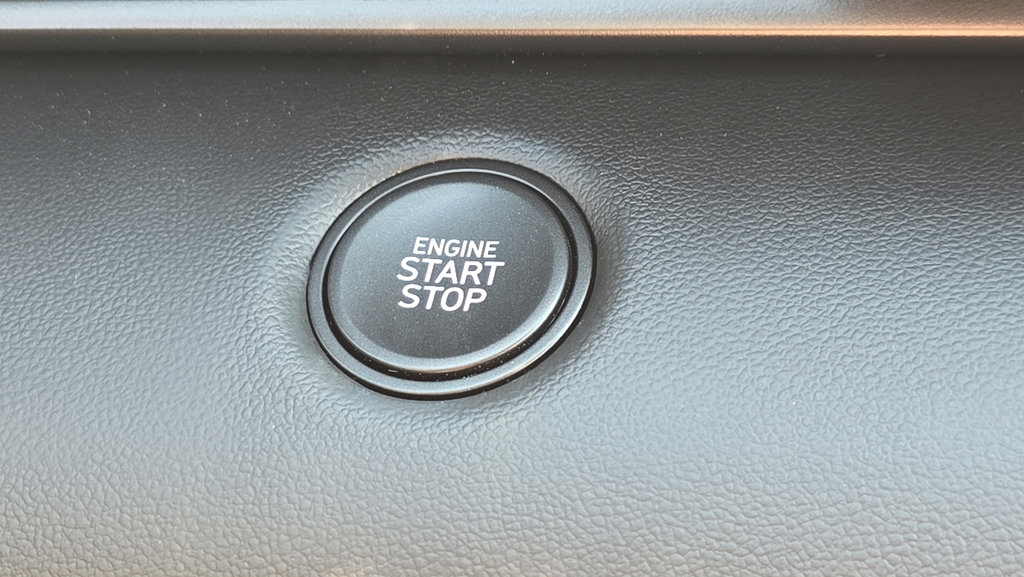 New 2026 Hyundai Elantra Sport FWD image 24