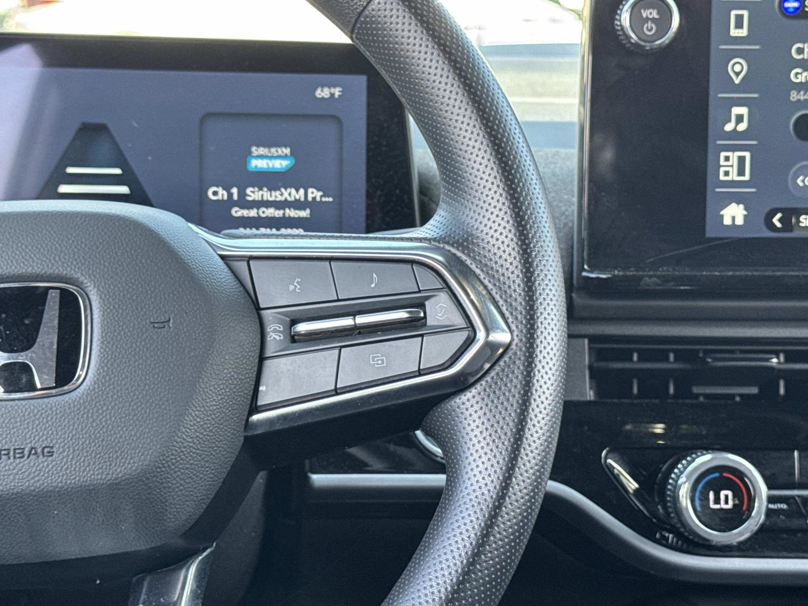 Used 2024 Honda Prologue EX image 12