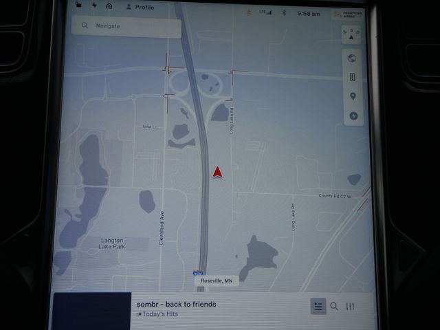 Used 2014 Tesla Model S 85 image 14