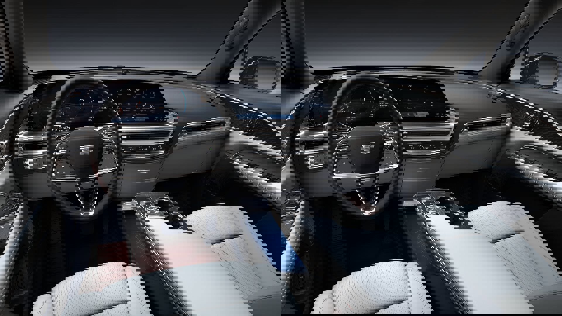 New 2025 Cadillac Lyriq Luxury w/ LPO, Floor Liner Package image 32