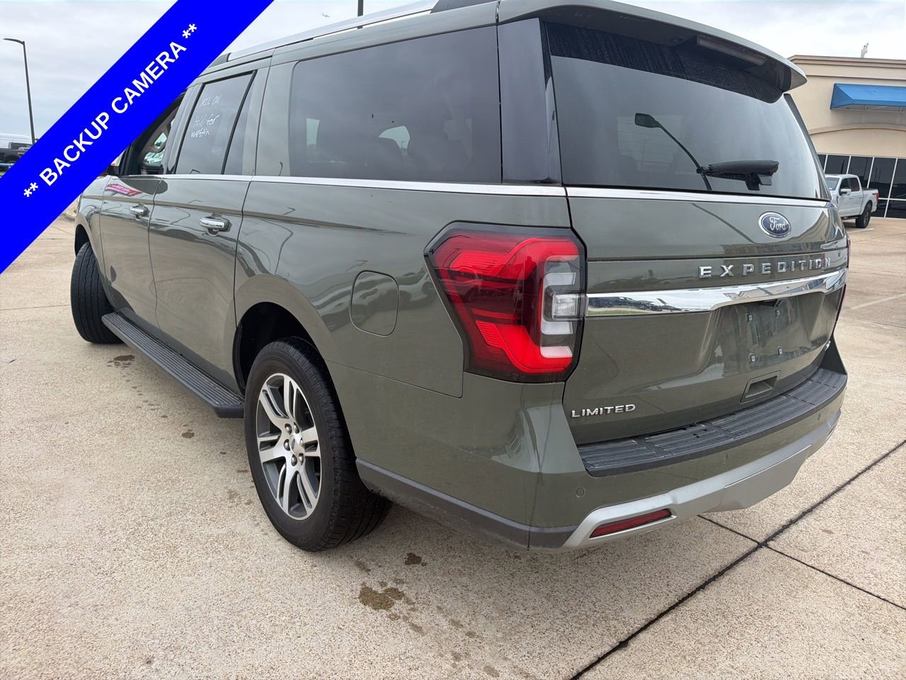 Used 2024 Ford Expedition Max Limited RWD image 11