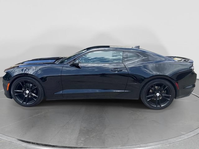 Used 2020 Chevrolet Camaro LT w/ RS Package RWD image 5
