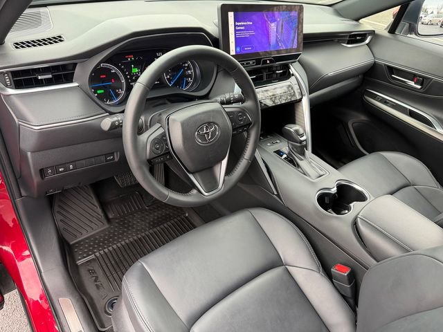 Certified 2023 Toyota Venza XLE image 13